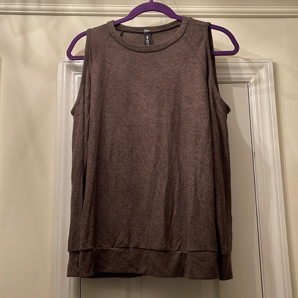 Design Lab Cold Shoulder Sweater